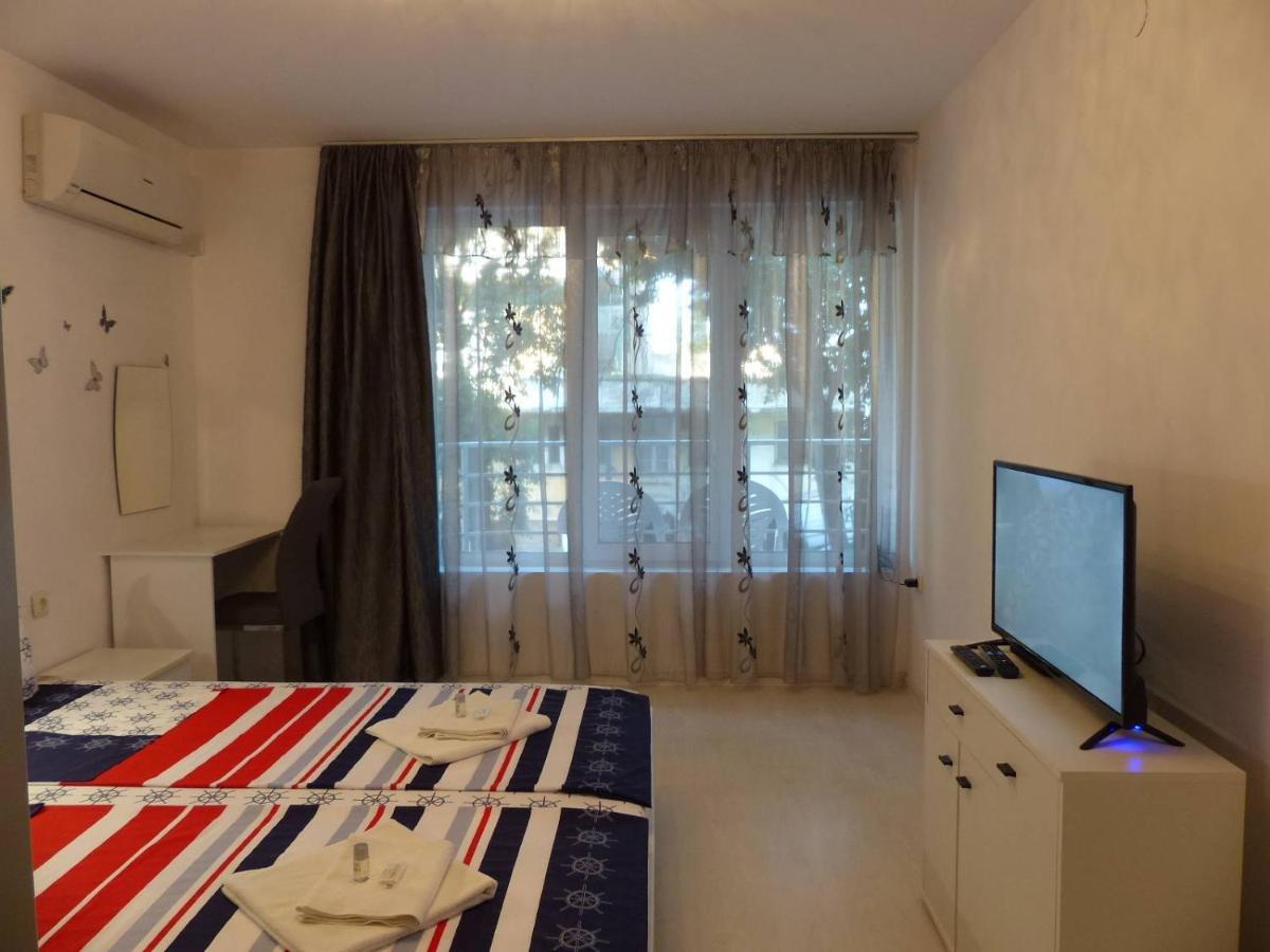 Apartament Holiday Burgas Exterior photo