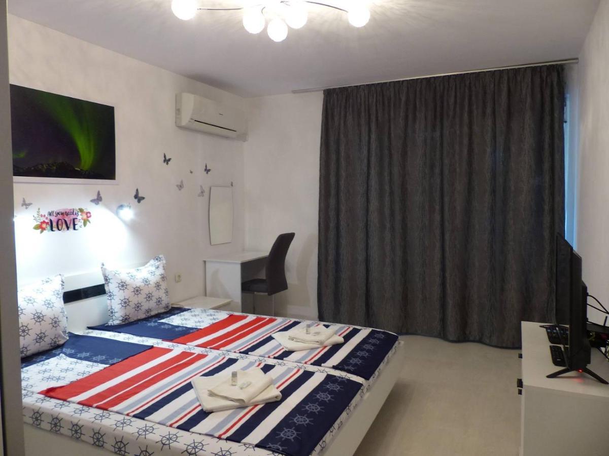 Apartament Holiday Burgas Exterior photo